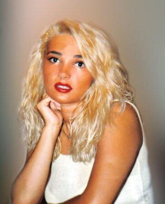 Ce făcea Ozana Barabancea acum 24 de ani și cum arăta: „Cântam într-un club din Capitală” 494049