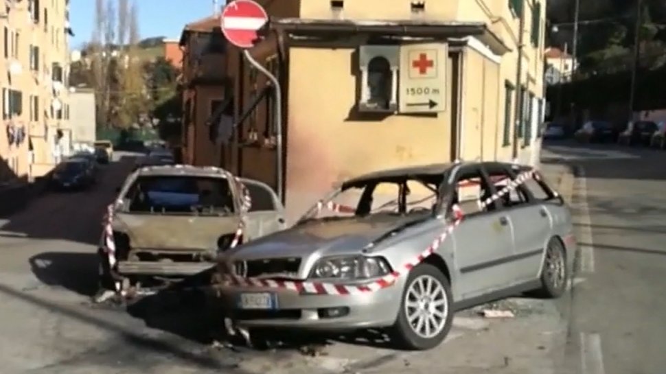 Scene de terifiante la „blocul românilor” din oraşul italian Genova. Au fost trase cel puțin 40 de focuri de armă - VIDEO