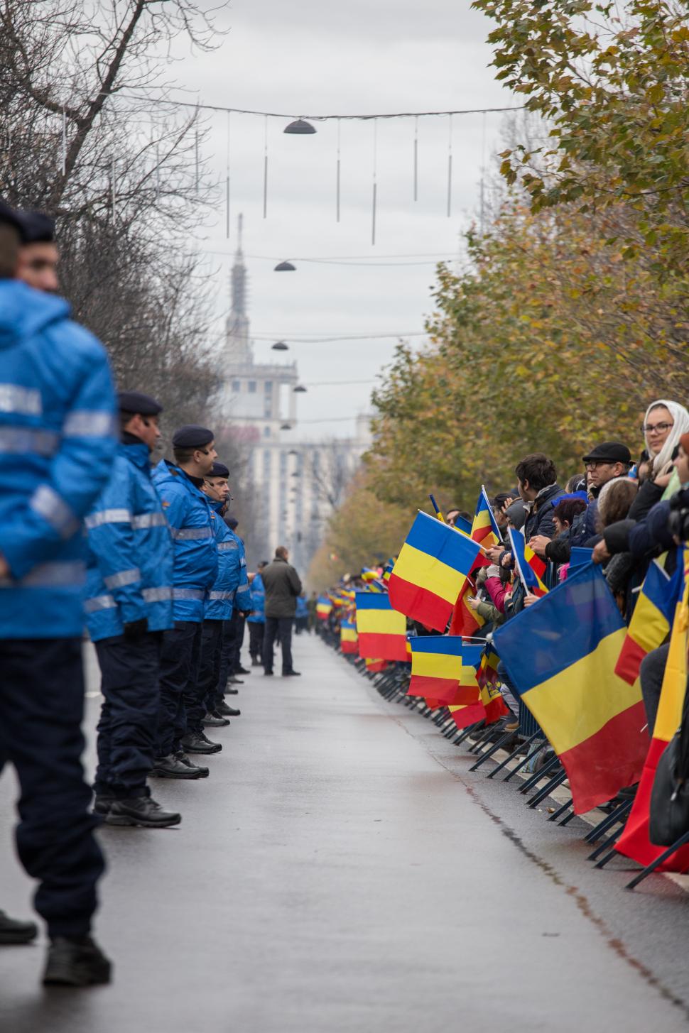 Cele mai spectaculoase imagini de la Parada de 1 Decembrie din București! FOTO 494486