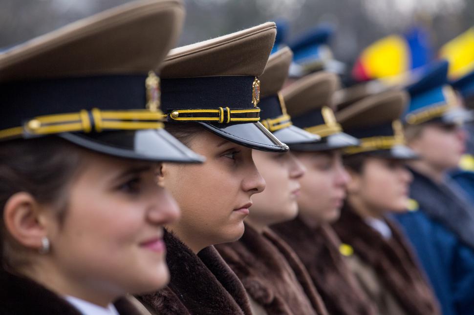 Cele mai spectaculoase imagini de la Parada de 1 Decembrie din București! FOTO 494496