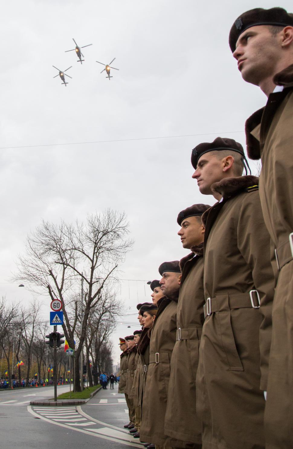 Cele mai spectaculoase imagini de la Parada de 1 Decembrie din București! FOTO 494500