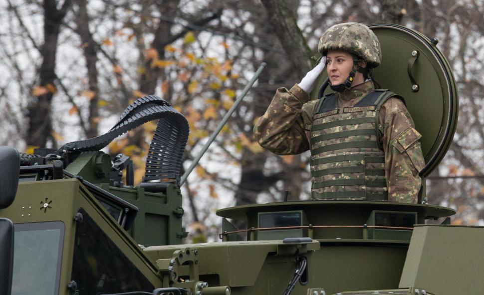 Cele mai spectaculoase imagini de la Parada de 1 Decembrie din București! FOTO 494513