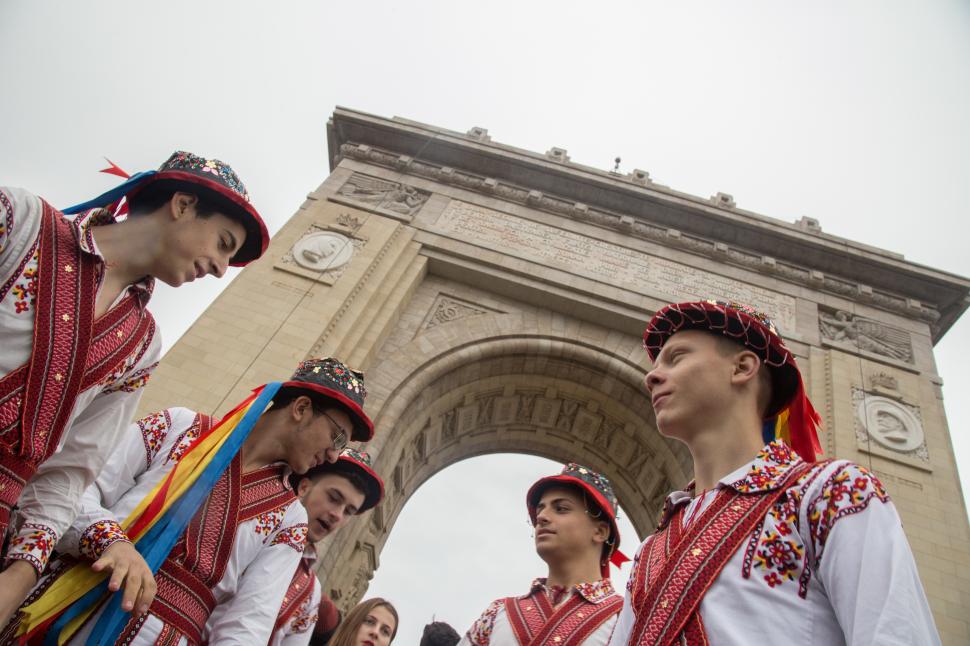 Cele mai spectaculoase imagini de la Parada de 1 Decembrie din București! FOTO 494522