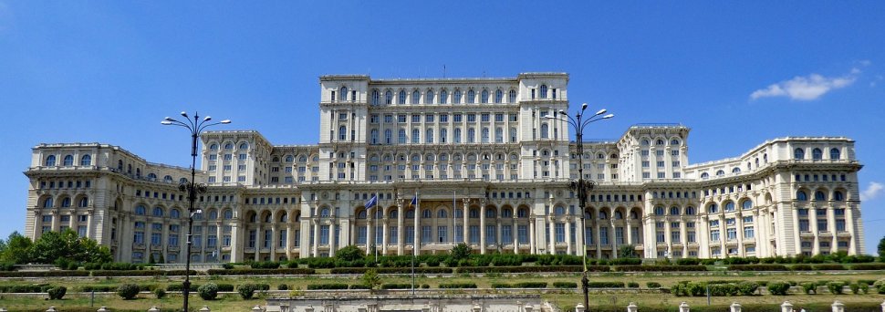 ZIUA NAȚIONALĂ. Mesajele politicienilor de ZIUA NAȚIONALĂ a ROMÂNIEI