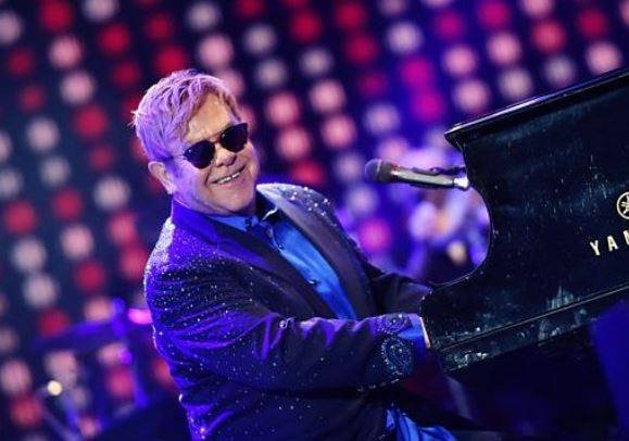Elton John, în stare de șoc! A pierdut cea mai importantă persoană din viața lui (FOTO)