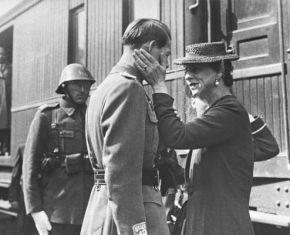 REGELE MIHAI a murit! Fotografii de colecție cu Majestatea Sa de-a lungul timpului 366764