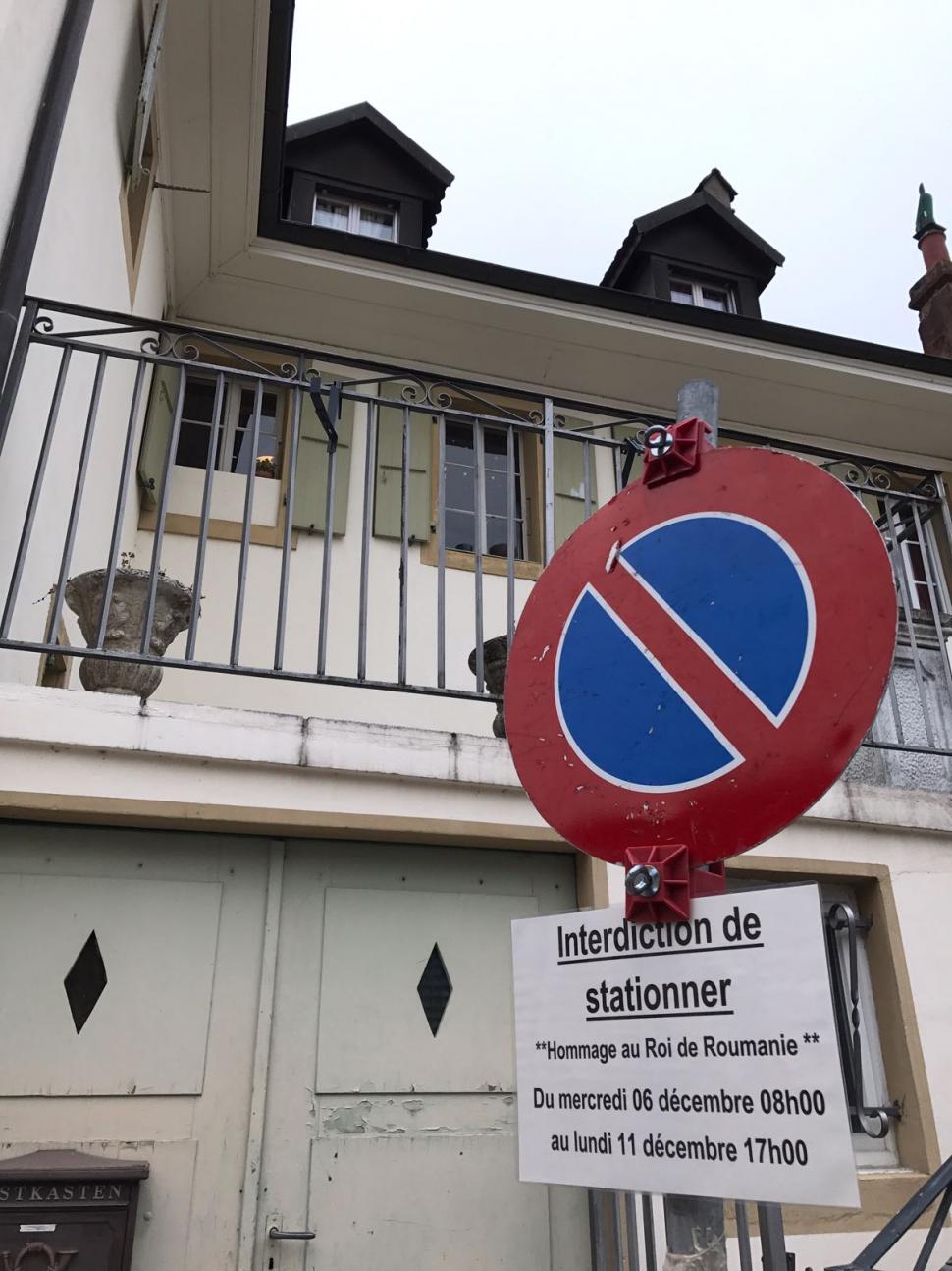 Ce au scris elvețienii din Aubonne în fața casei Regelui Mihai FOTO 495437