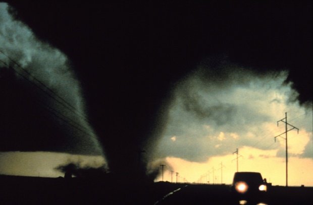 O cunoscută clarvăzătoare a făcut o nouă profeție cumplită: „O tornadă uriașă va face ravagii”