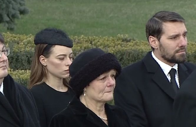 Familia Regală a României, în lacrimi la căpătâiul Regelui. VIDEO emoționant 