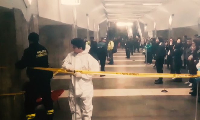 Noi mărturii ale călătorilor despre crima de la metrou. Ce s-a întâmplat la câteva secunde după oprirea trenului