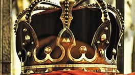 Coroana de Oțel originală nu a putut fi folosită la ceremonia de rămas bun a Regelui Mihai. Explicația directorului Muzeului de Istorie