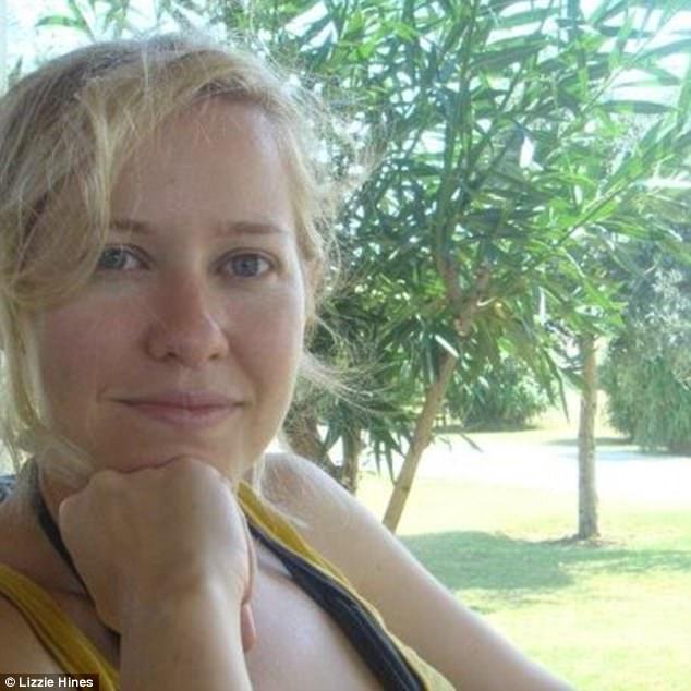 A simțit că naște pe stradă. S-a întins pe un trotuar, în centrul orașului și a așteptat. Când s-a trezit, ceva năucitor se întâmplase. Acum îl caută în toată țara 497437