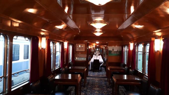 Cum arată Trenul Regal care îl va conduce pe Regele Mihai, pentru ultima dată, la Curtea de Argeș - FOTO în articol 497393