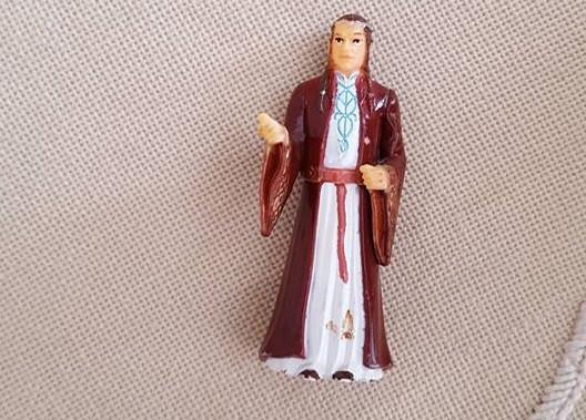 O bătrână s-a rugat ani la rând la figurina unui personaj din „Lord of the Rings”. Motivul este incredibil 499358