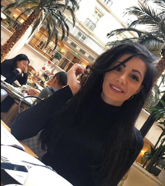 Cum arată Eveline Cismaru, tânăra care a spart sistemul de securitate al Poliției din Washington 499899