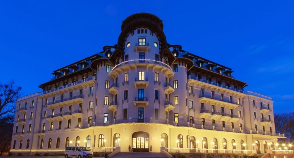 Secretele hotelului din România cu 365 de uși și ferestre