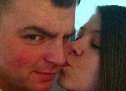 Soțul său nu o ajuta niciodată la treburile casei, așa că se decisese să divorțeze. Într-o zi, când se pregătea să-i spună și soțului ei asta, a făcut o descoperire inedită. Atunci a înțeles totul (FOTO) 500345