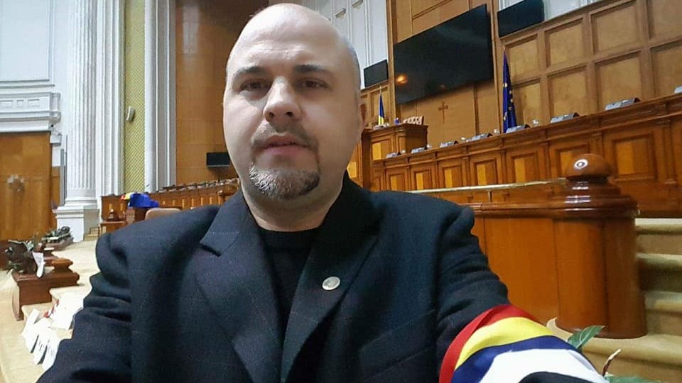 Deputatul Emanuel Ungureanu și-a extins plângerea împotriva lui Lucan: ”România este plină de Lucani”