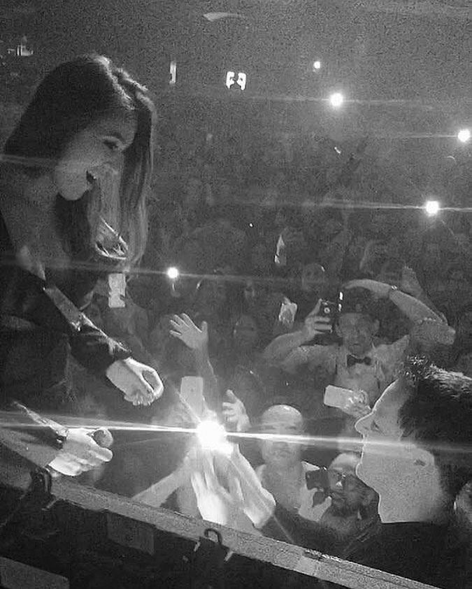 O româncă i-a furat inima unuia dintre cei mai buni DJ din lume. A cerut-o în căsătorie de Revelion 500892