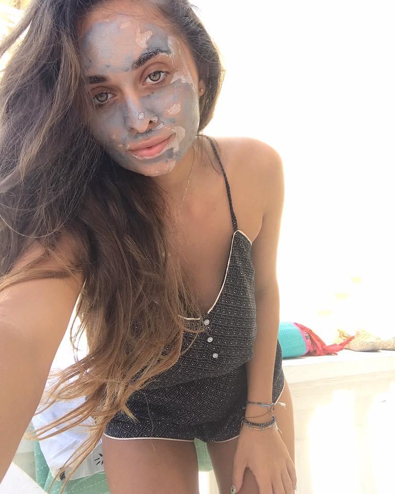 Avea doar 26 de ani și a murit. Povestea artistei din România ucisă de o boală necruțătoare FOTO 501133