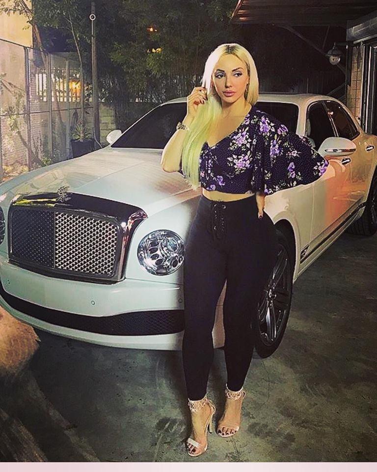 Fiica lui Carmen Harra s-a măritat în secret. Cum arată acum 501087