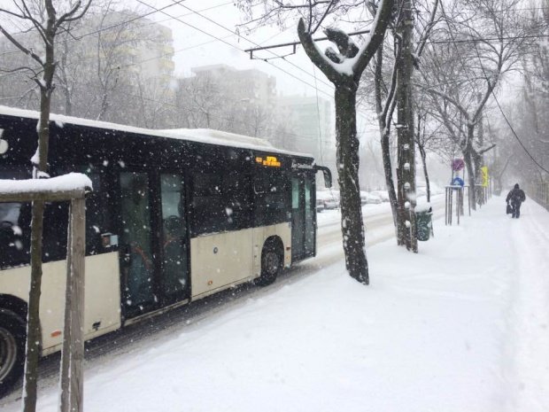 Când va ninge la București. Prognoza meteo pentru următoarele zile
