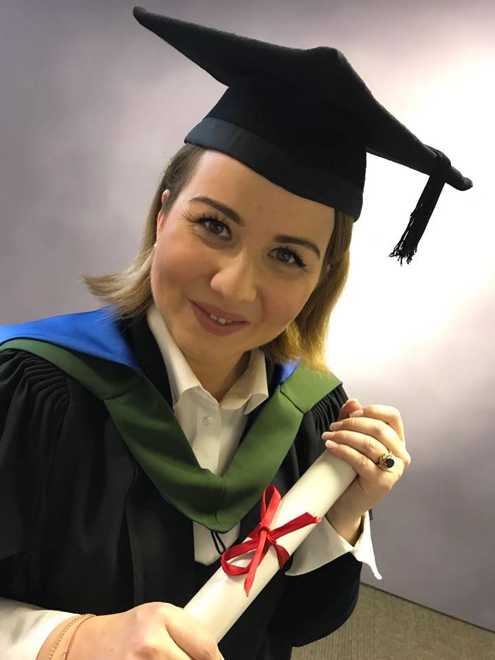 Jurnalista Sabina Iosub, absolventă de MBA la University of Sheffield