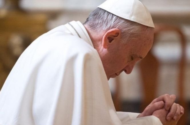 Papa Francisc avertizează că lumea se află la un pas de un război nuclear: „Suntem la limită”