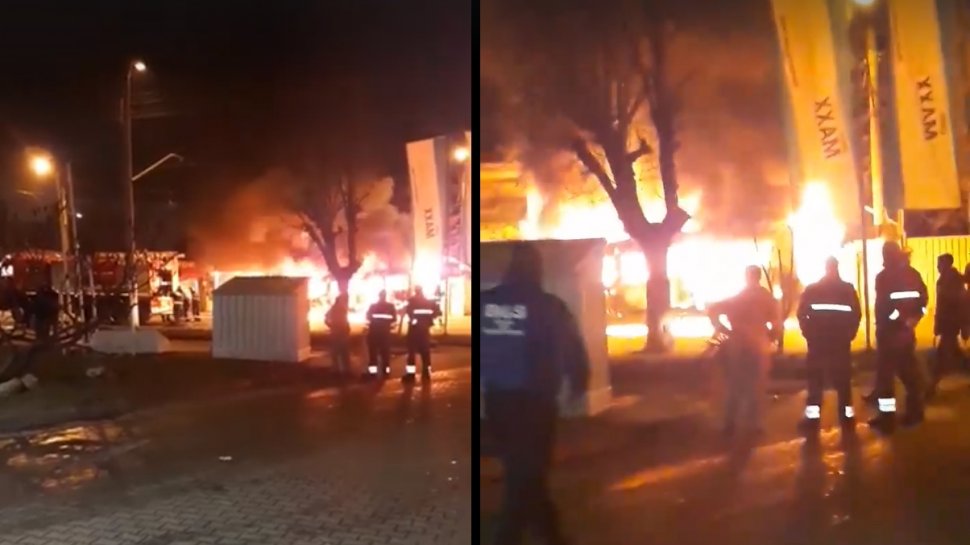 Un microbuz de pasageri a fost cuprins de flăcări, pe o stradă din Capitală - VIDEO