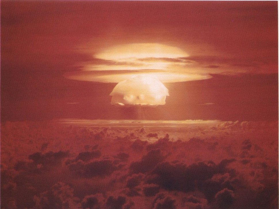 Președintele unei țări, amenințat cu o bombă atomică. ”O mică Hiroshima”