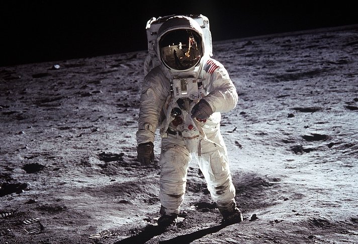 De ce nu mai merg oamenii pe Lună? Cum de în 1969 s-a putut și azi nu
