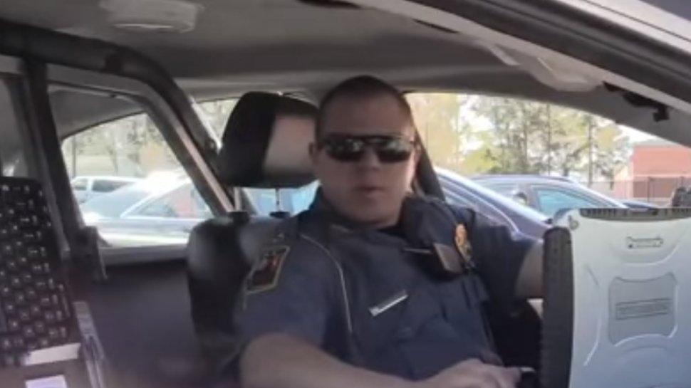 Țara în care polițiștii folosesc ochelari cu funcția de recunoaștere facială