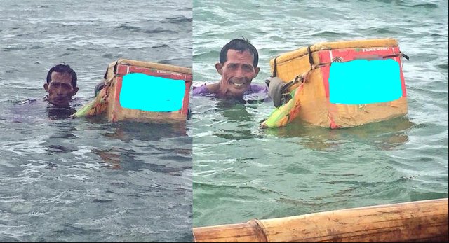 Au văzut un bătrân în mijlocul mării cu o cutie după el venind înspre barca lor. Când au înțeles ce făcea omul, au început să plângă 
