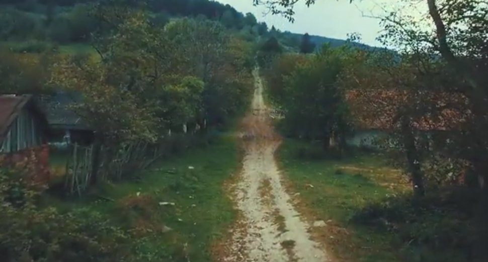 Secretele României: Satul-fantomă cu case încă mobilate și lucruri părăsite - VIDEO 