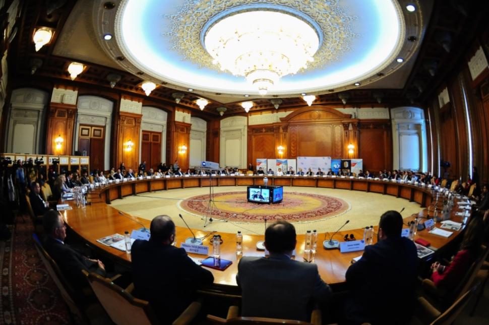 Intact Professional Debates: Piața imobiliară - tendințe și obiective pentru 2018 512374