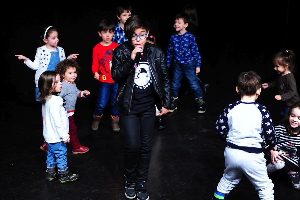 Primăvara a sosit prin ochi de copil 512668