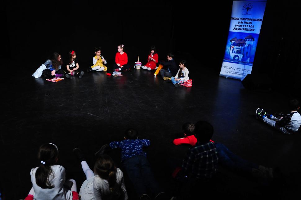 Primăvara a sosit prin ochi de copil 512787