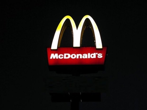 Cât câștigă un angajat McDonald’s în România