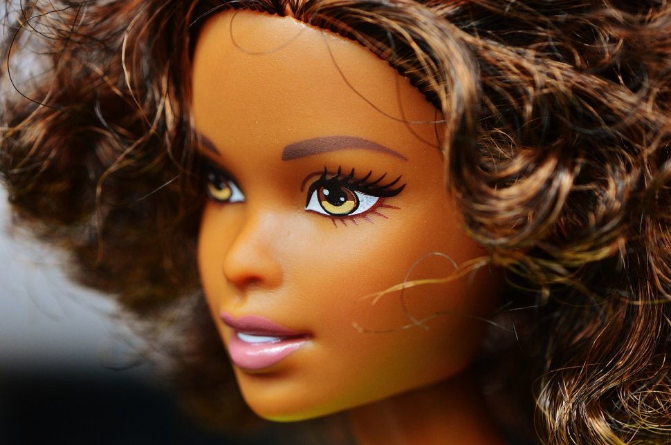 8 MARTIE. De Ziua Internaţională a Femeii, Barbie lansează modele noi de păpuşi