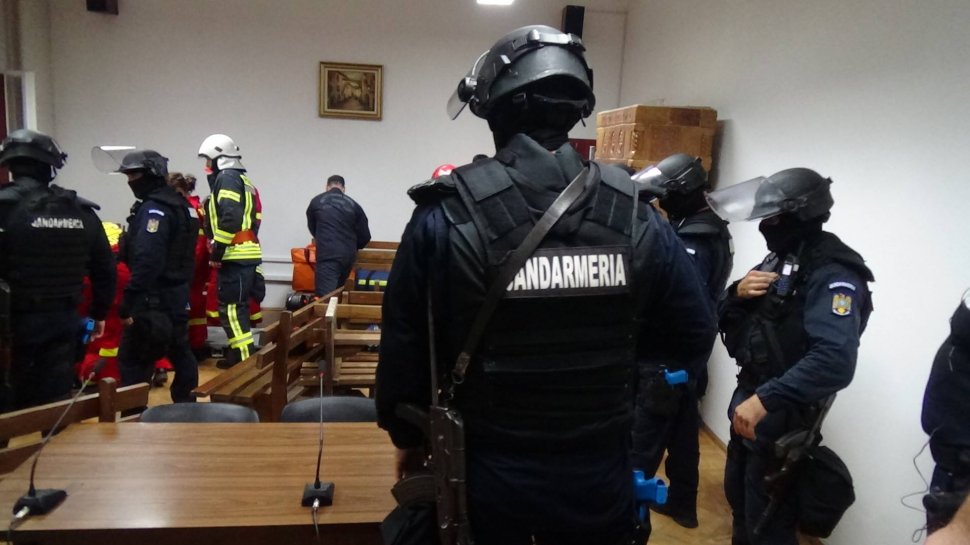 Caz șocant în Teleorman! Un jandarm a fost găsit împușcat în cap în sediul instituției