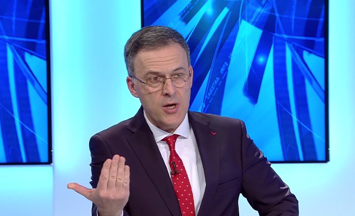Război total, în direct, în emisiunea lui Răzvan Dumitrescu: "Încearcă să-ți ții gura! - Mă amenințați?"