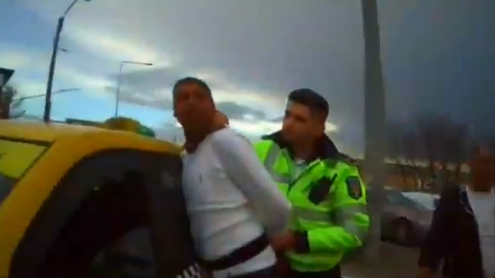 Poliţist ameninţat de un taximetrist, în Capitală. „Te omor cu mâna mea” - VIDEO