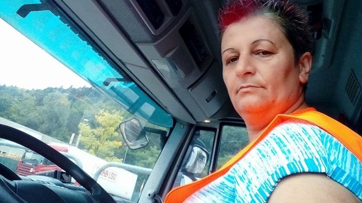  "Sunt Nadia, am 41 de ani și vin din Transilvania. Sunt șoferiță pe camion în Italia. Cum reacționează bărbații când mă văd prima dată"