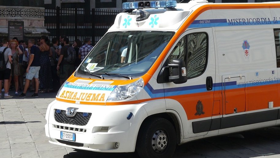 Caz șocant în Italia. Un muncitor român s-a prăbușit de la zece metri înălțime