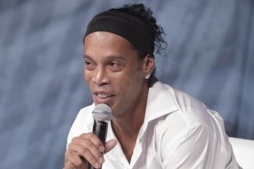 Decizie neașteptată luată de Ronaldinho. Ce a făcut fostul fotbalist