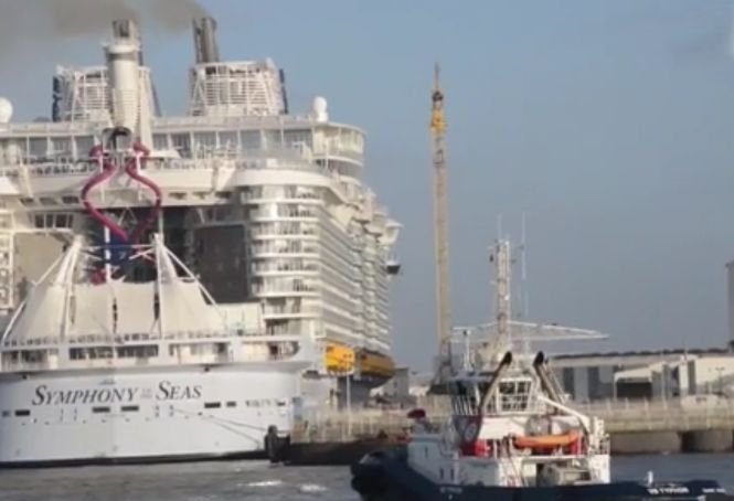 Cea mai mare navă de croazieră din lume a ieşit pentru prima dată în larg - VIDEO