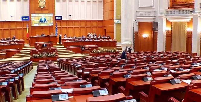 Politikix. Un nou record parlamentar: Ședință în trei