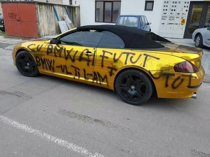 L-a lovit unde îl doare cel mai tare. I-au dat lacrimile când a văzut ce mesaj i-a scris gagica pe mașină - FOTO 518068