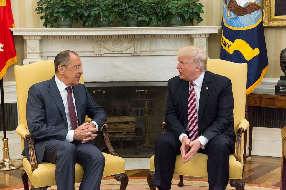 Moscova expulzează 60 de diplomaţi americani din Rusia şi închide consulatul SUA de la Sankt Petersburg