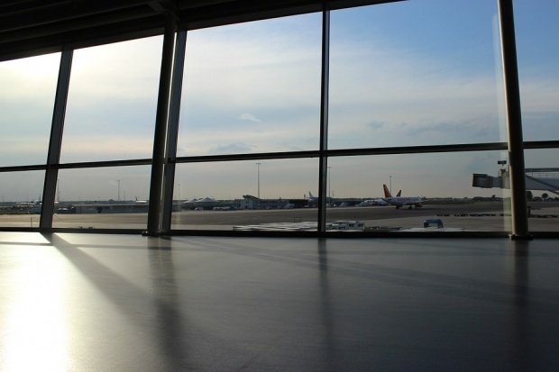 Traficul aerian cu avioane mari ar putea fi restricționat pe Aeroportul Otopeni